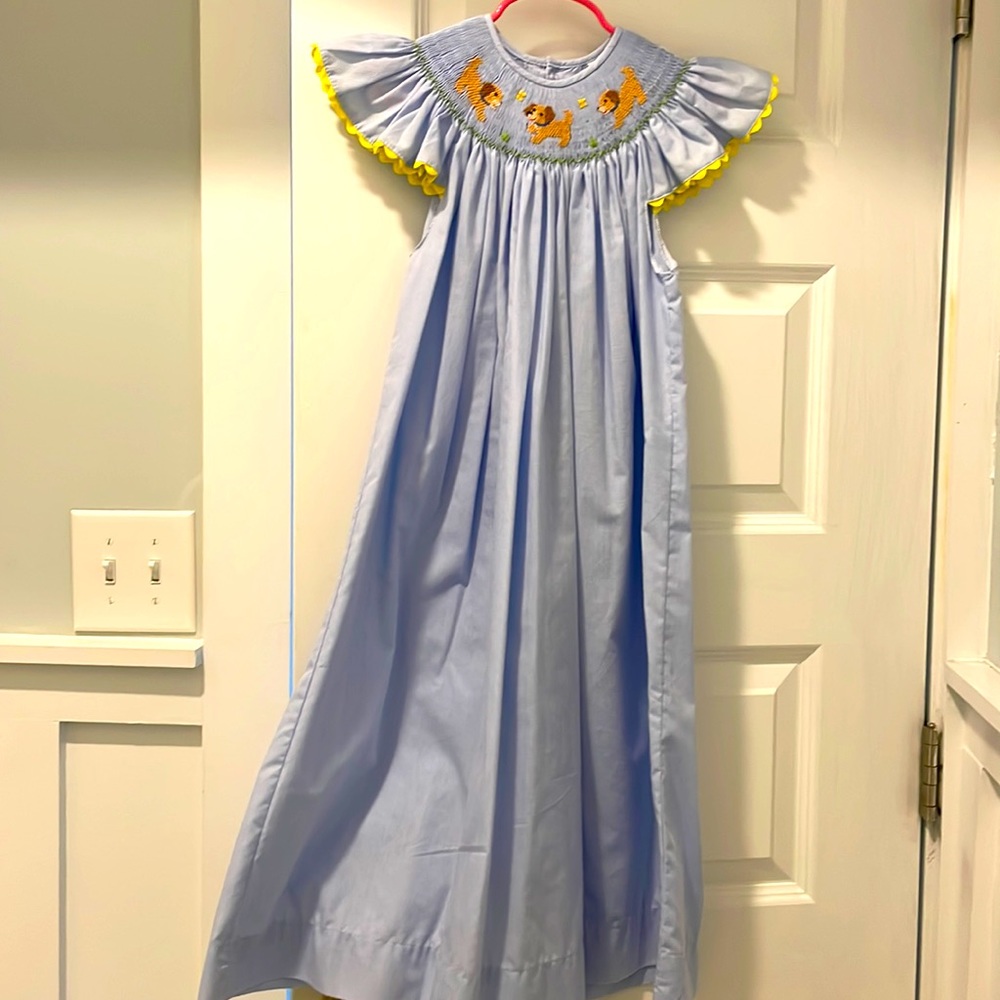 Puppy dog smock dress, girls size 6